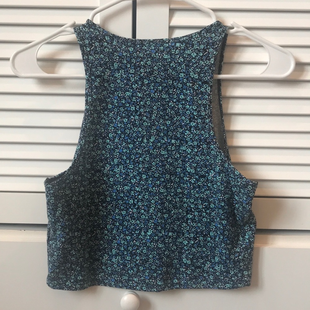 Crop Top - Picture 2 of 3